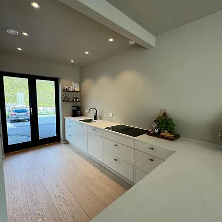 Bright And Airy New House Casa de Férias *
